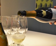 Un logo "prestige de Loire" pour les bulles Un logo "prestige de Loire" pour les bulles