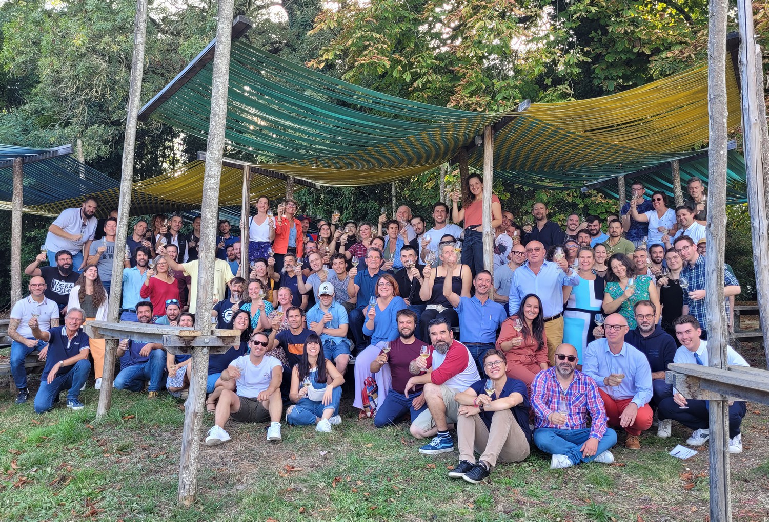 Restaurateurs et vignerons se sont retrouvés à La Frémoire le 9 octobre dernier pour préparer la prochaine édition de l’é.Paulée. Restaurateurs et vignerons se sont retrouvés à La Frémoire le 9 octobre dernier pour préparer la prochaine édition de l’é.Paulée.